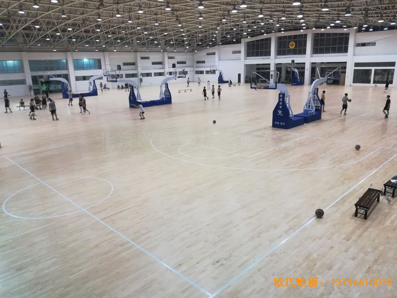 武汉体育学院运动木地板施工案例