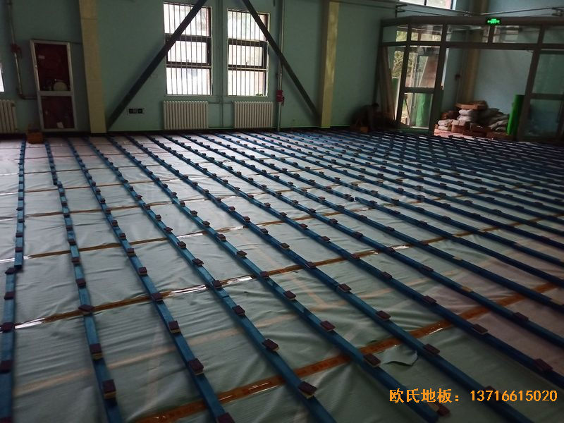 青海西宁市城西区新宁路18号中国科学院体育木地板铺设案例