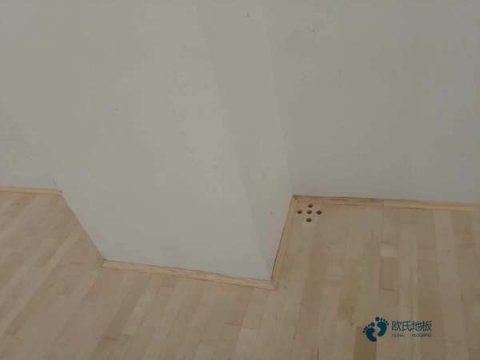体育地板铺设工艺