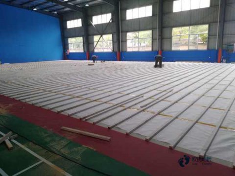 双龙骨运动场木地板安装公司