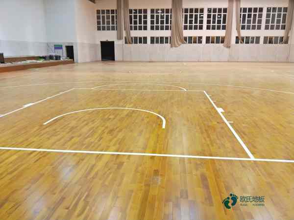 知名运动地板施工队