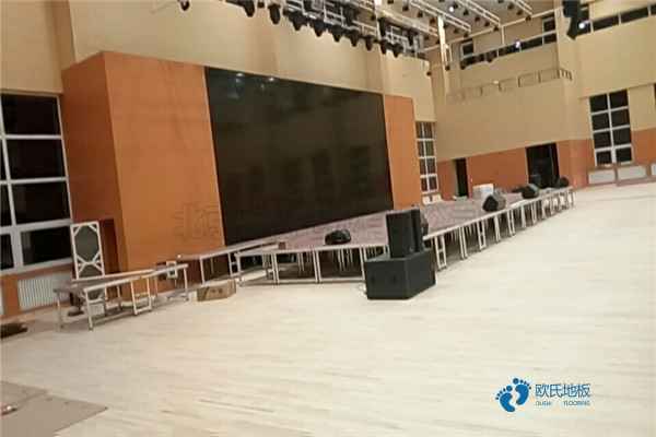 学校篮球场木地板施工工艺