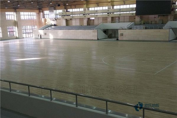 学校篮球场馆地板检测