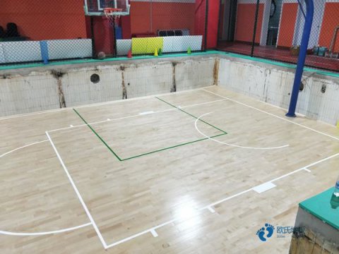 学校篮球馆地板有哪几种