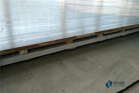学校篮球场地地板检测报告