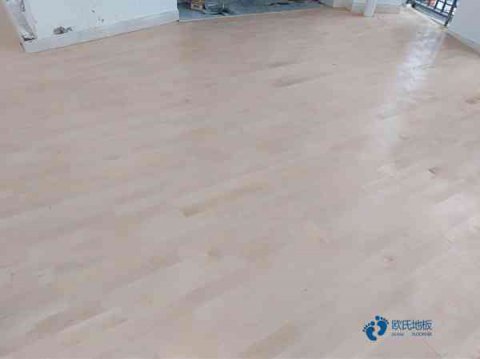 知名运动篮球木地板施工方案