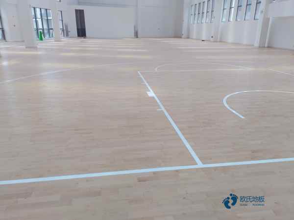 知名运动篮球木地板施工方案