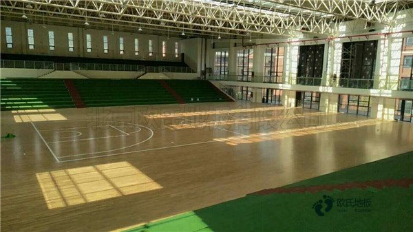 学校篮球场地木地板毛板厚度
