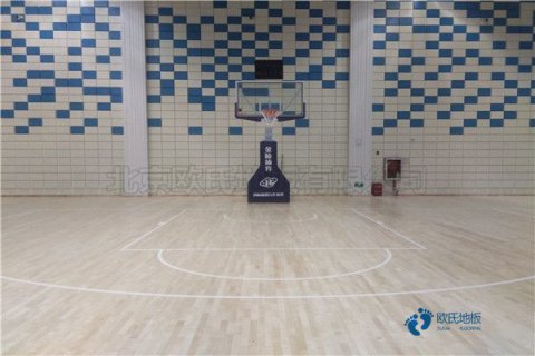 单龙骨篮球场馆木地板怎样保养