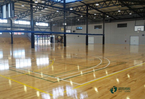 学校篮球体育木地板施工步骤