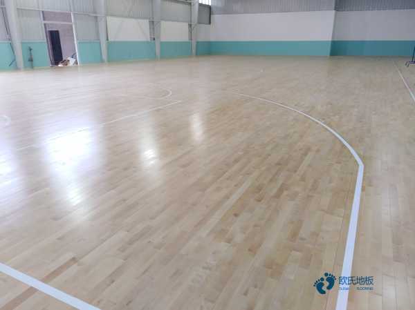 学校篮球馆地板施工工艺