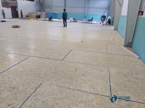 学校篮球馆地板施工工艺