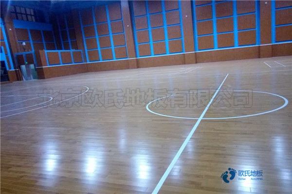 运动体育地板每平米价格