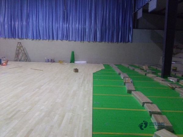 学校篮球场馆木地板优点