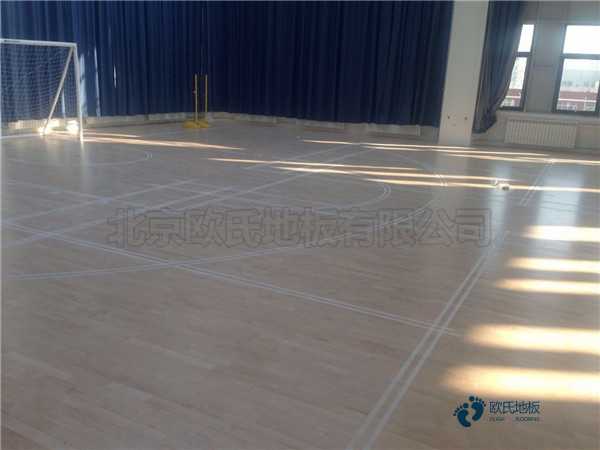 双层龙骨运动场地地板环保