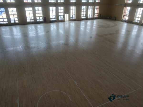 学校篮球场馆木地板施工单位