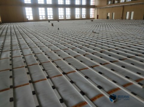 学校篮球场馆木地板施工单位