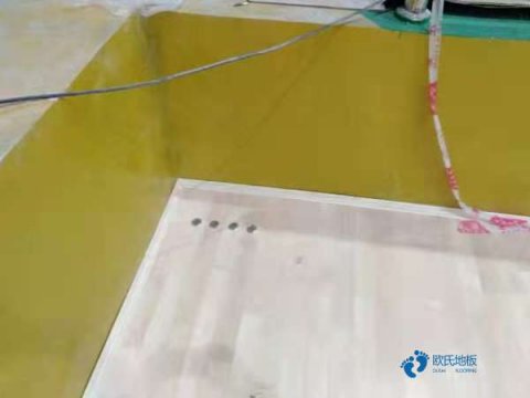 那里有运动篮球木地板造价