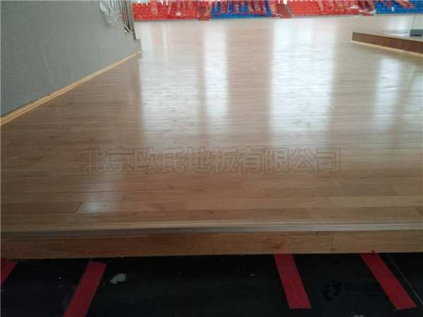 去哪买运动篮球木地板每平米价格