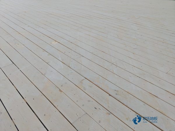 专用运动篮球木地板价格多少