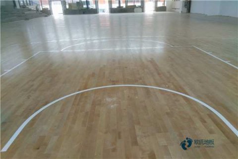 那有运动篮球木地板价格低