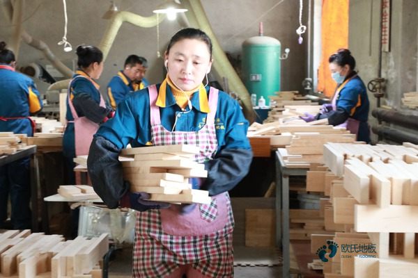 去哪买运动篮球木地板价钱