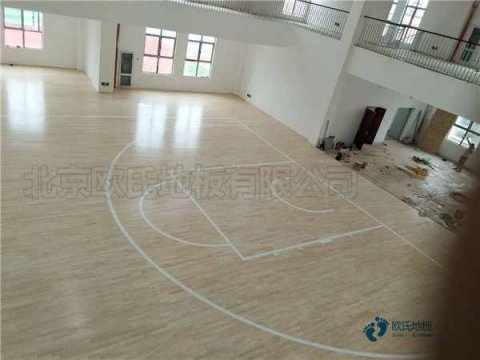 单龙骨运动篮球木地板每平方价格