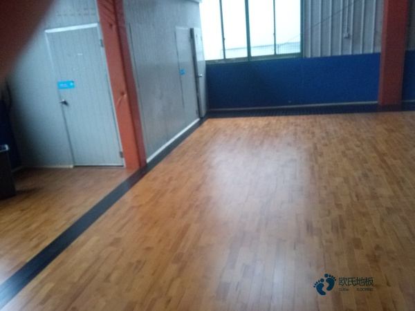 销售运动篮球木地板施工价格