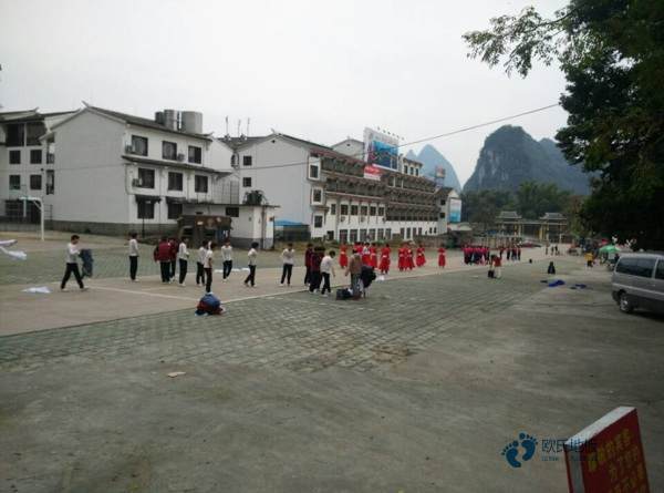 高端运动篮球木地板平米价