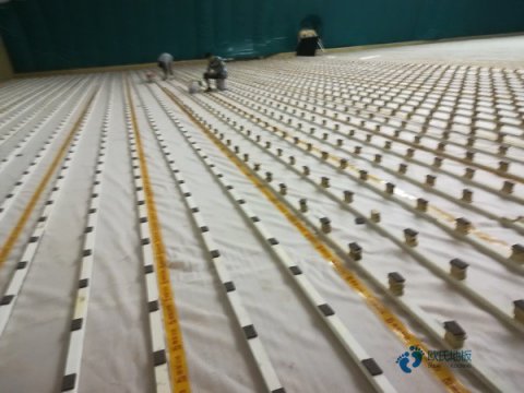 去哪买运动篮球木地板施工价格