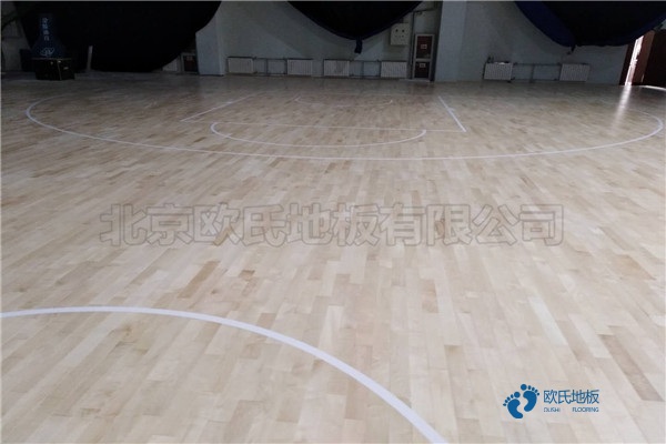 双层龙骨运动篮球木地板多少钱