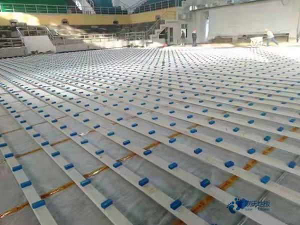 那里有运动篮球木地板每平米价格