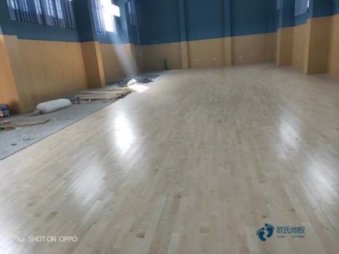 单层龙骨运动篮球木地板价格多少