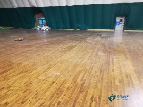 去哪买运动篮球木地板平米价