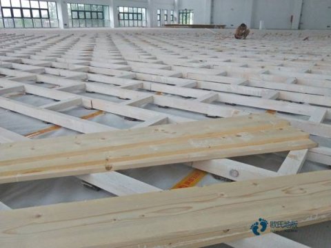 专用运动篮球木地板价格是多少