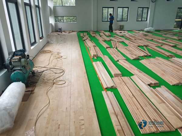 一般运动篮球木地板价格表
