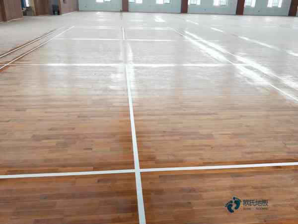 松木篮球体育木地板1
