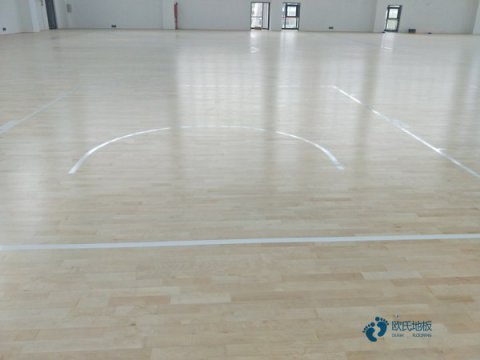 那有运动篮球木地板更便宜的多少钱一平方米