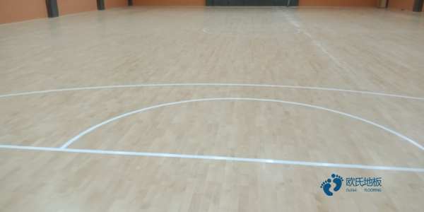 那有运动篮球木地板多少钱一平方米