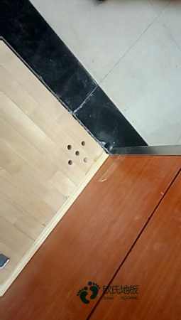 实木体育馆地板地面材料分几种2