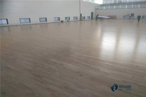 实木体育地板分几种