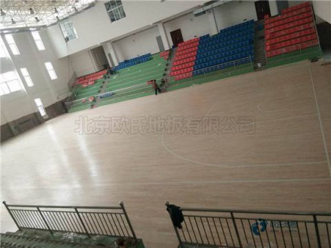 实木体育馆地板怎么拆