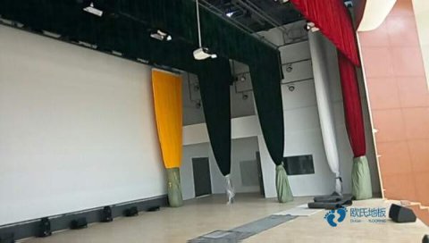 实木体育馆地板如何保养