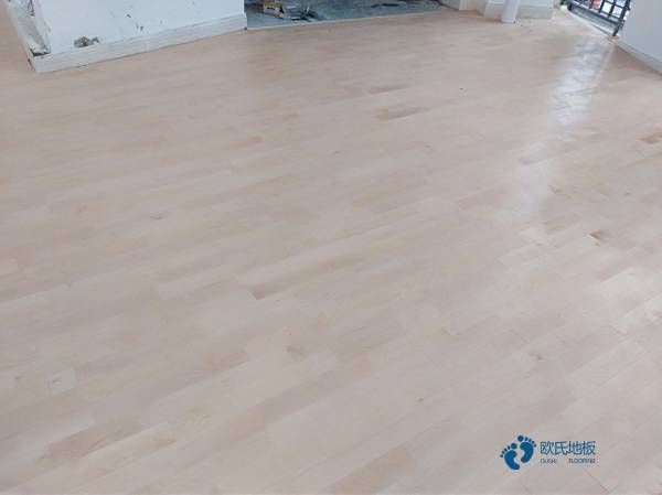 20厚运动型木地板哪个牌子环保1