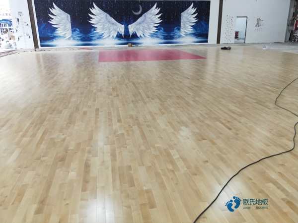 质量好篮球场馆木地板施工2