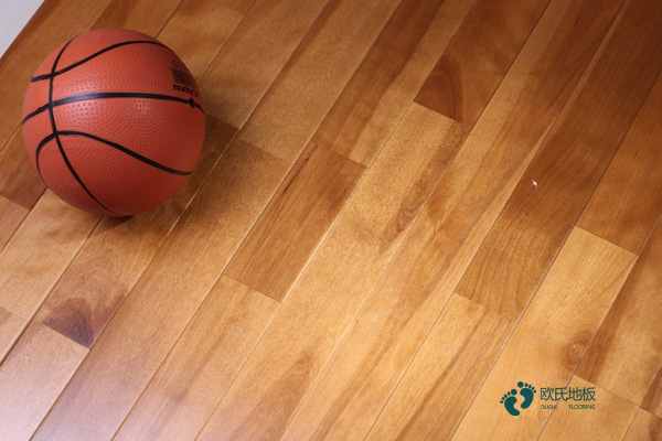 双龙骨篮球馆木地板保养方法3