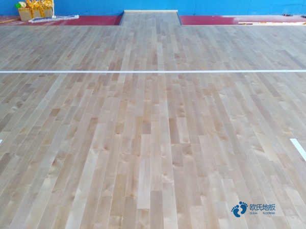 学校篮球体育木地板施工步骤1