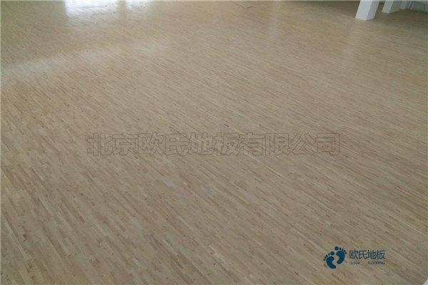 国产运动型木地板施工方案1