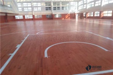学校运动地板施工步骤