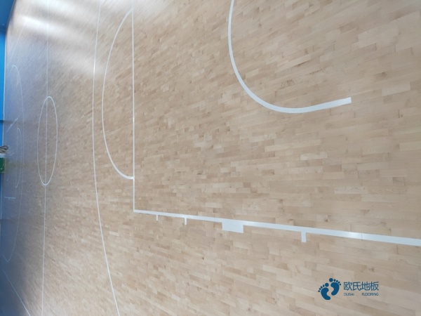 小学篮球场地板施工方案2